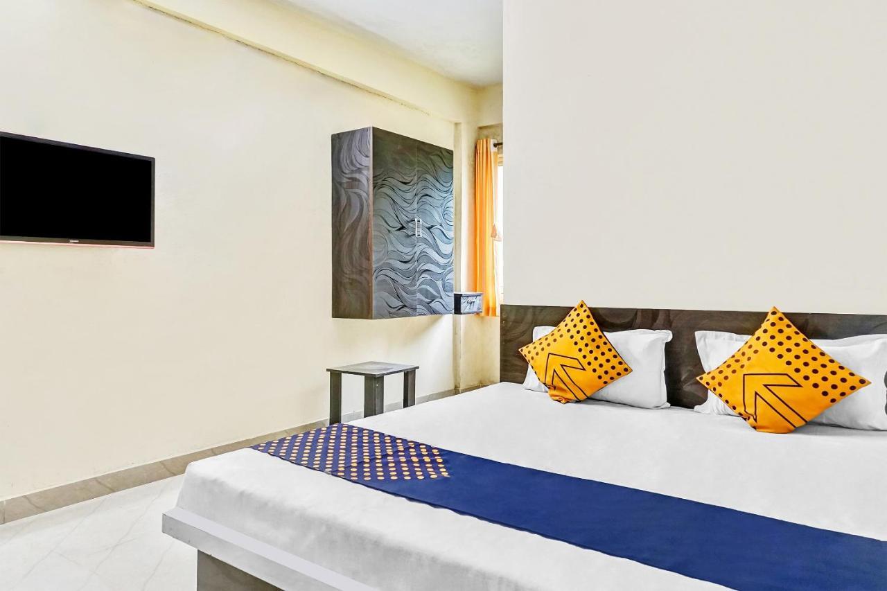 Spot On 81689 New Saiba Lodging ปูเน่ ภายนอก รูปภาพ