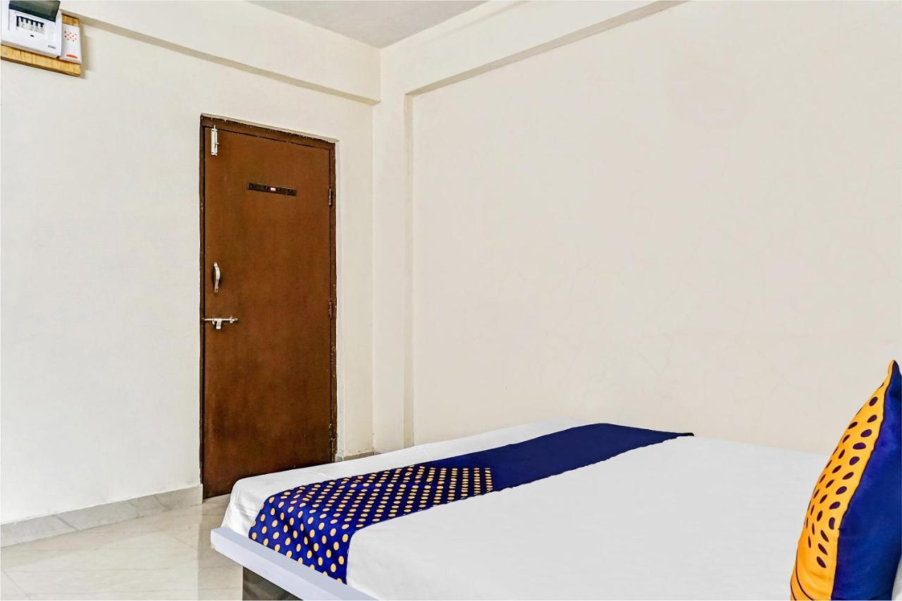 Spot On 81689 New Saiba Lodging ปูเน่ ภายนอก รูปภาพ