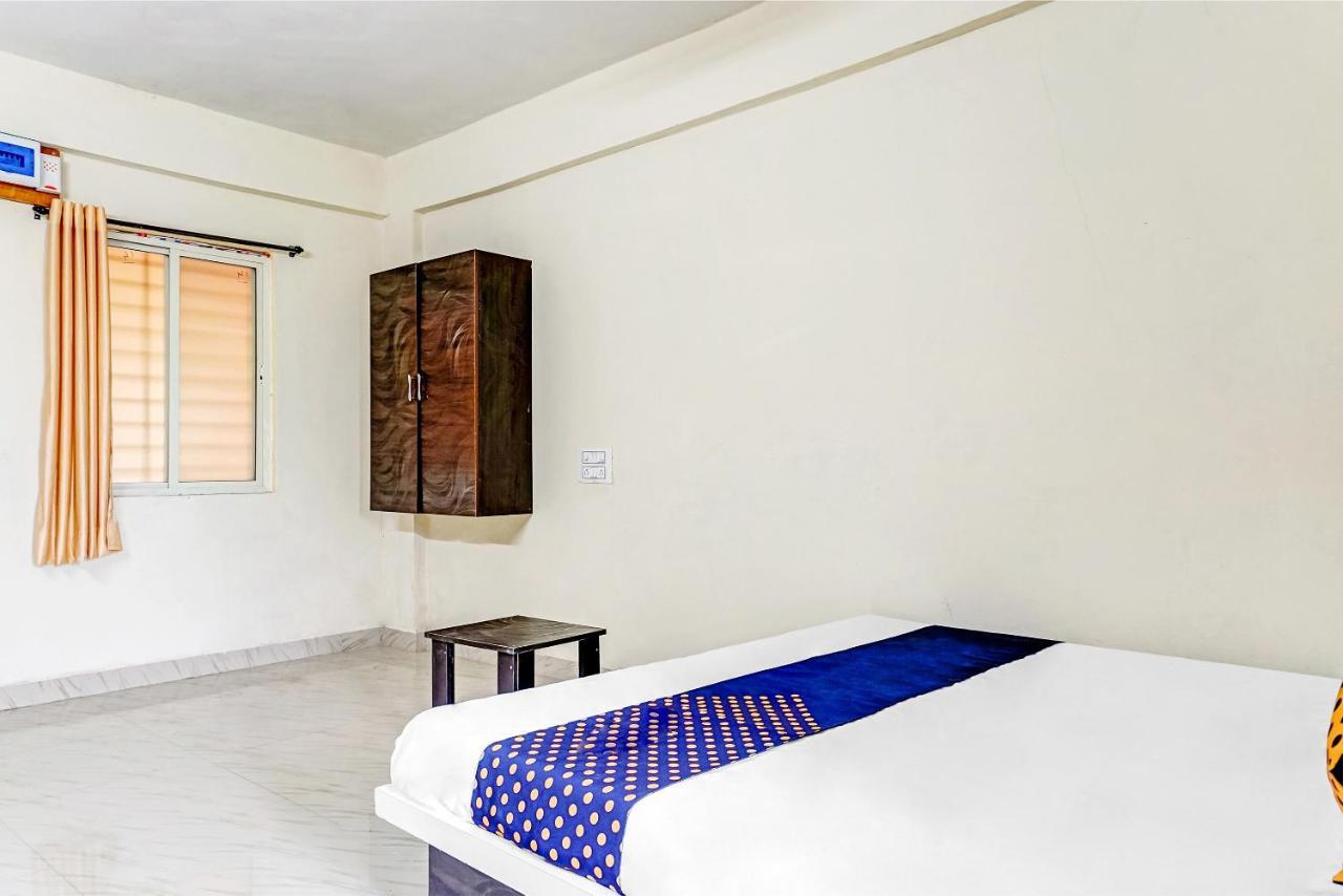 Spot On 81689 New Saiba Lodging ปูเน่ ภายนอก รูปภาพ