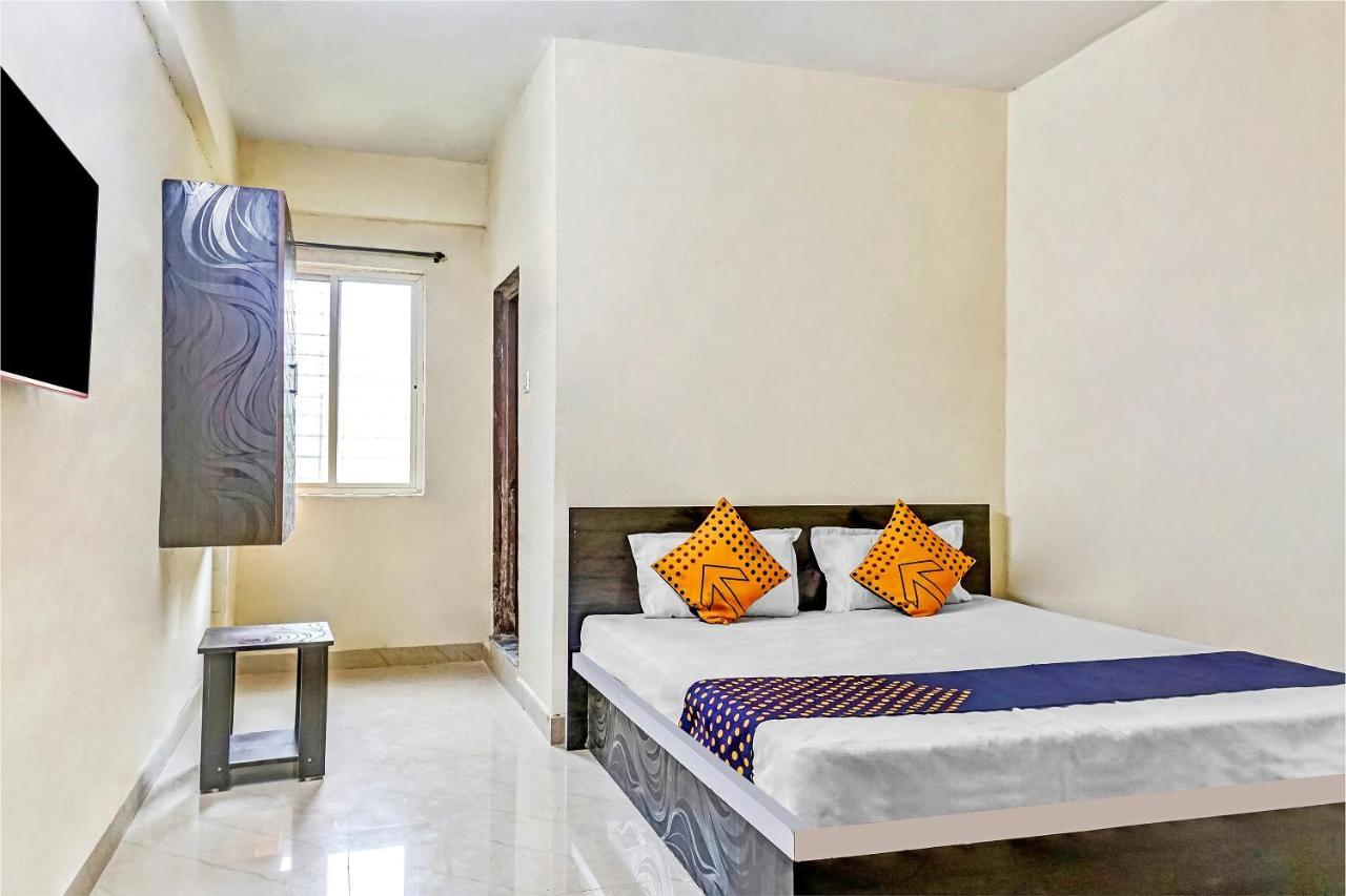 Spot On 81689 New Saiba Lodging ปูเน่ ภายนอก รูปภาพ